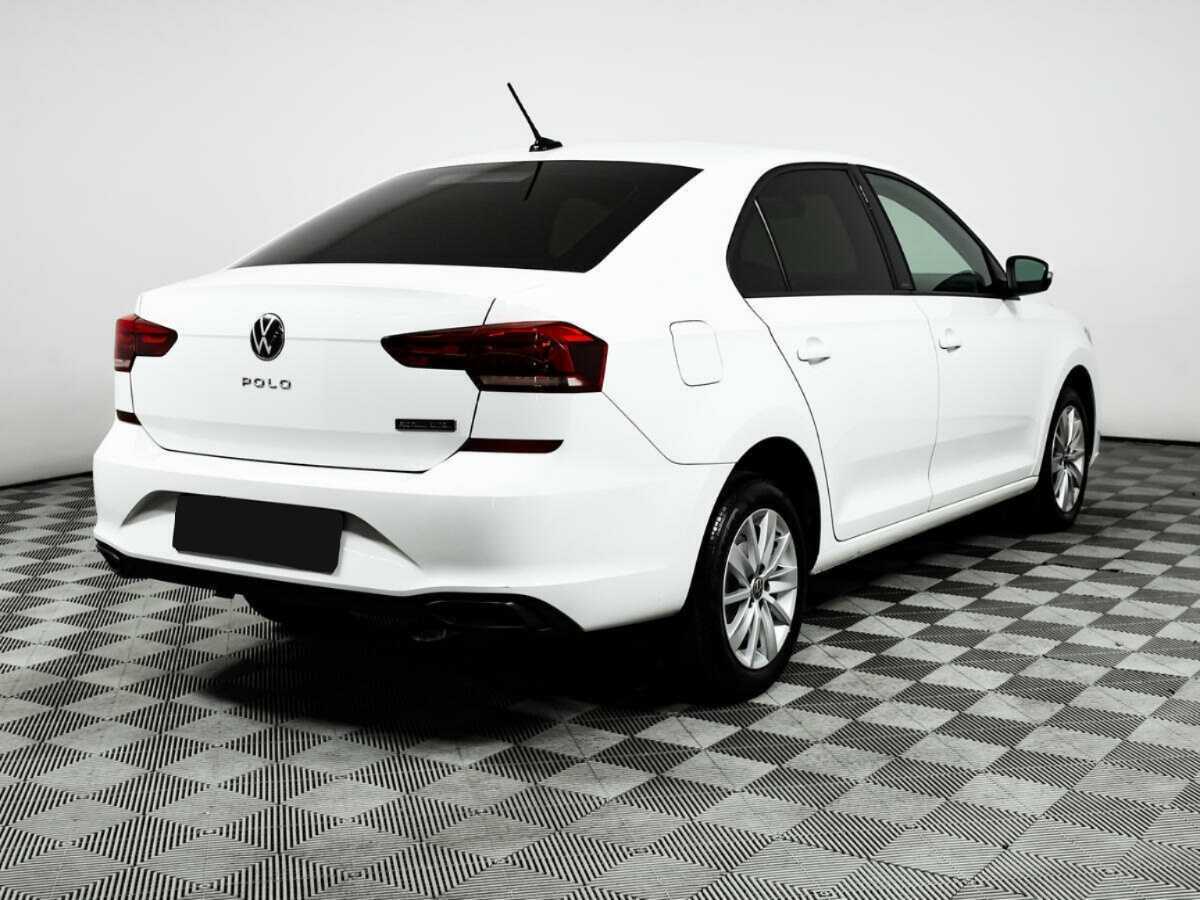 Volkswagen Polo с пробегом — 2021 год. Фото: #4