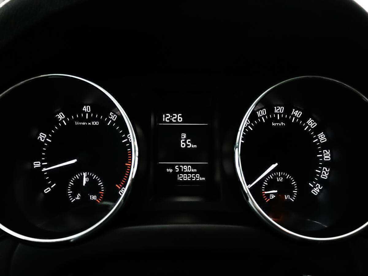 Skoda Yeti с пробегом — 2012 год. Фото: #10