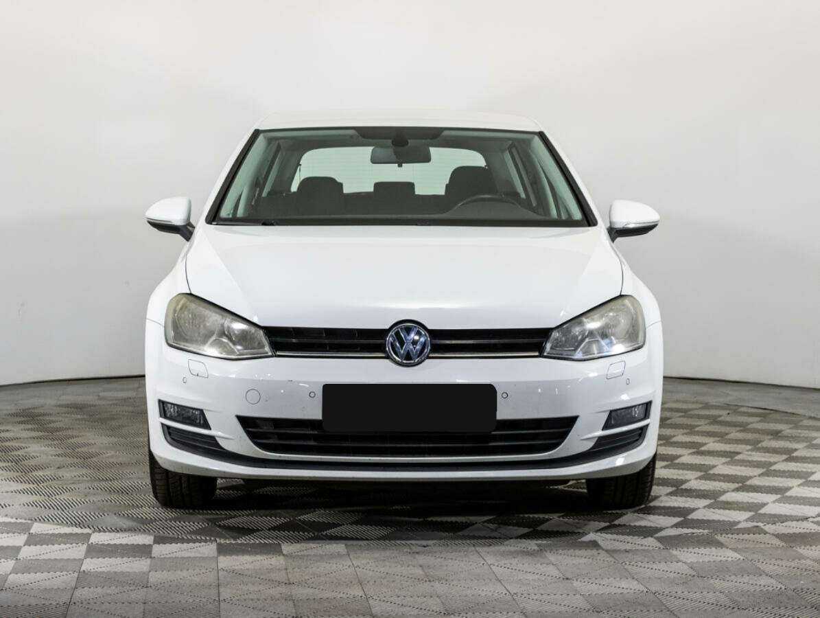 Volkswagen Golf с пробегом — 2014 год. Фото: #1