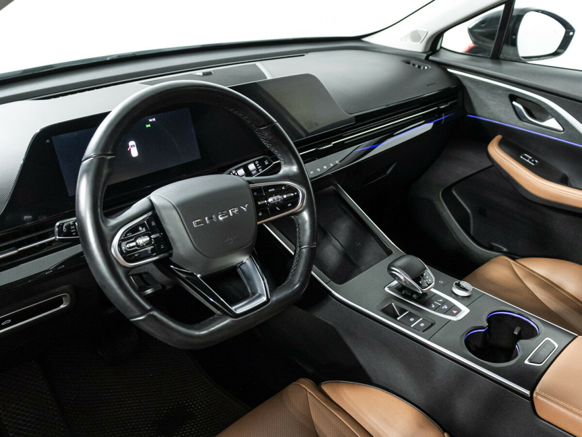 OMODA C5 с пробегом — 2022 год. Фото: #10