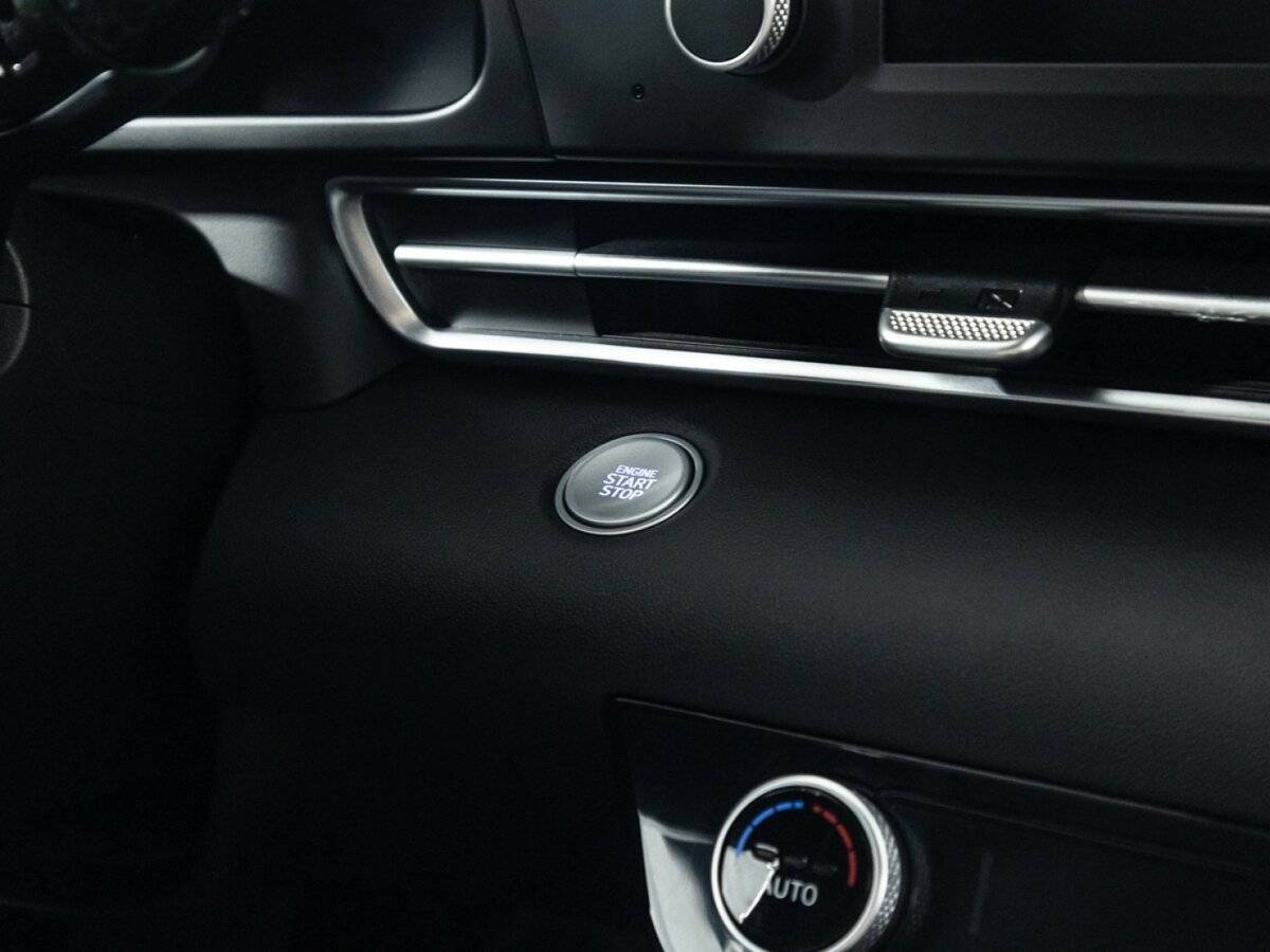 Hyundai Elantra с пробегом — 2021 год. Фото: #16