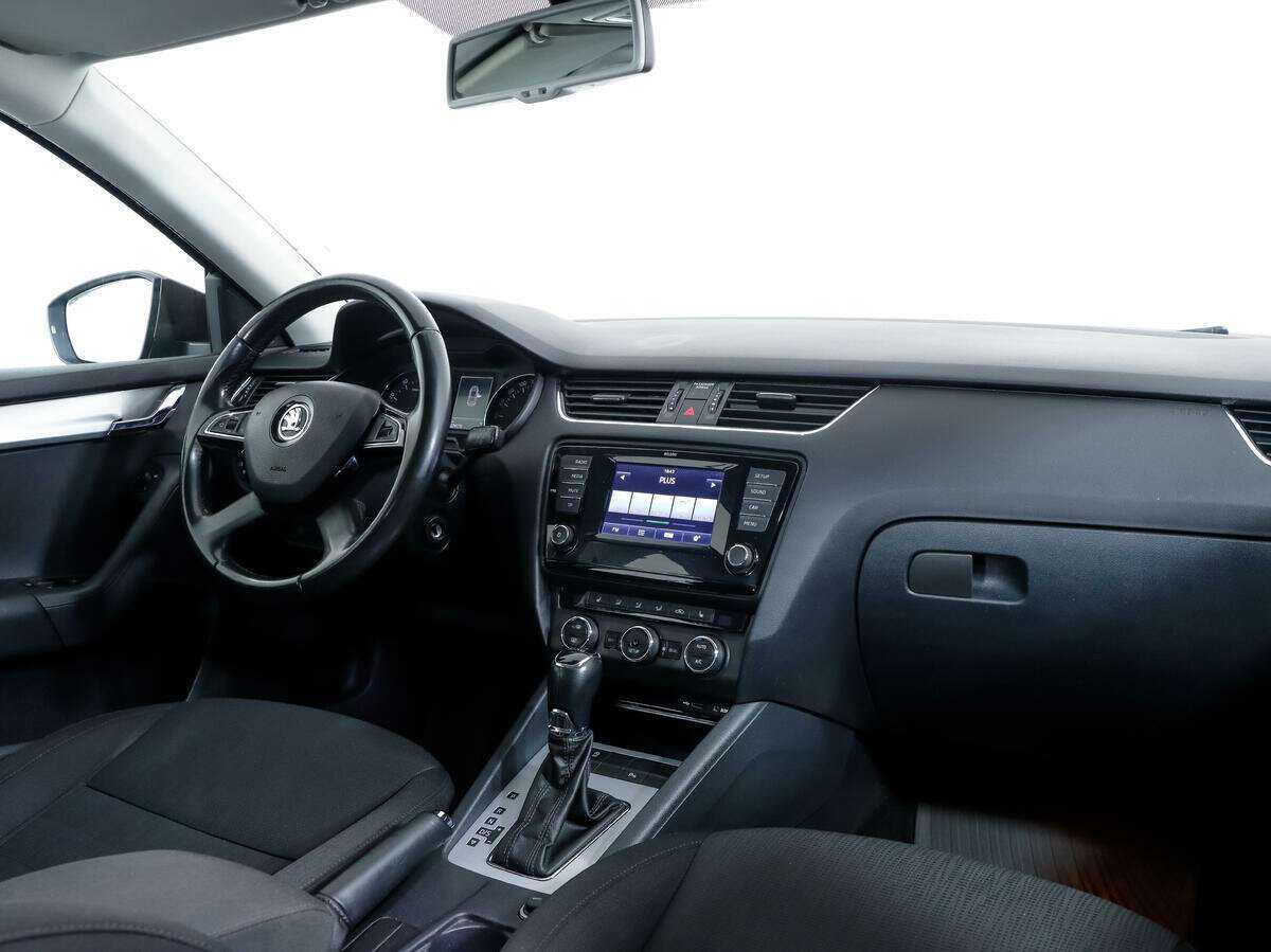 Skoda Octavia с пробегом — 2013 год. Фото: #8