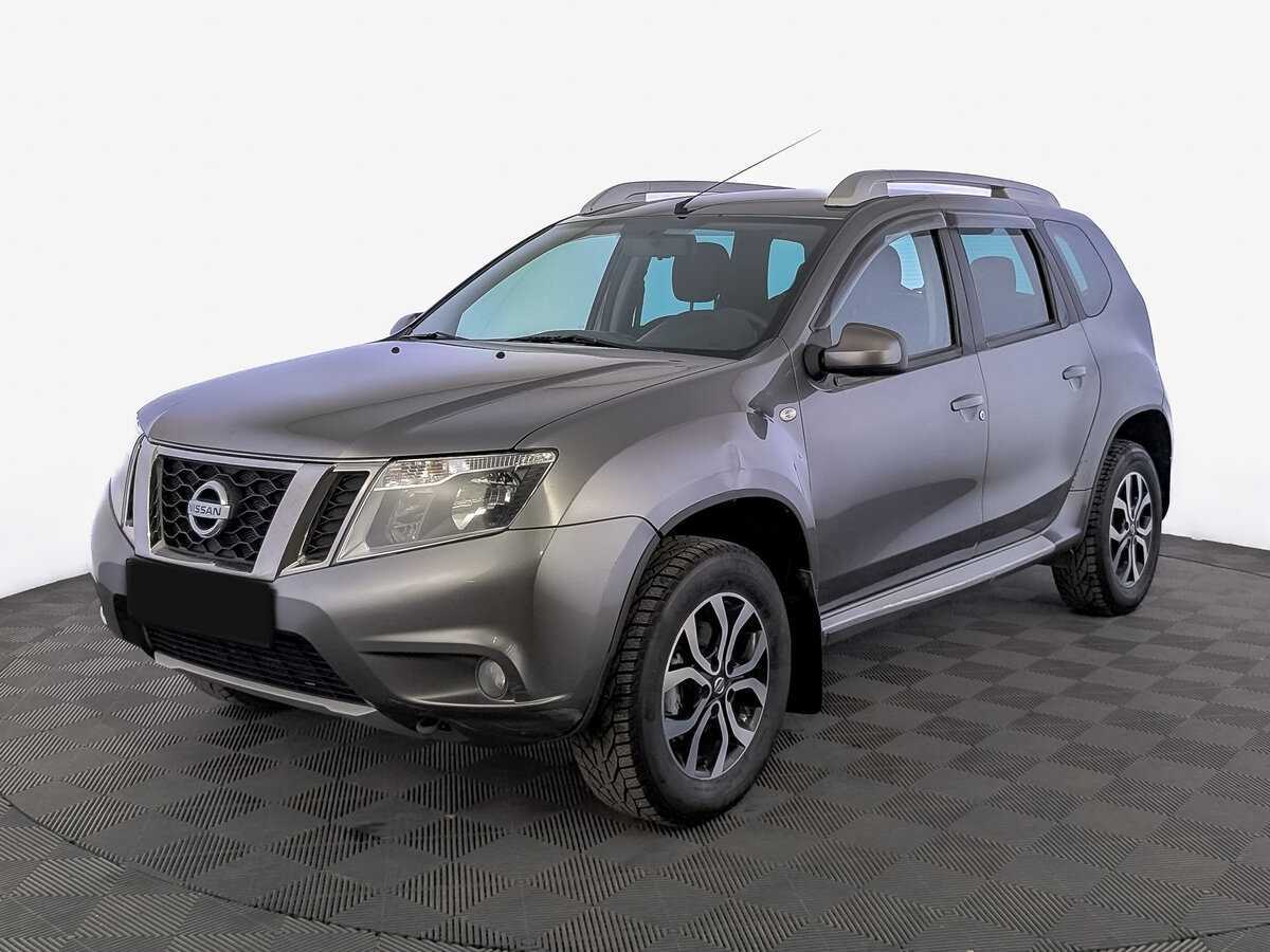 Nissan Terrano с пробегом — 2015 год. Фото: #0
