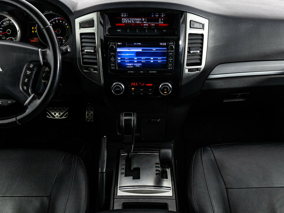 Mitsubishi Pajero с пробегом — 2014 год. Фото: #10