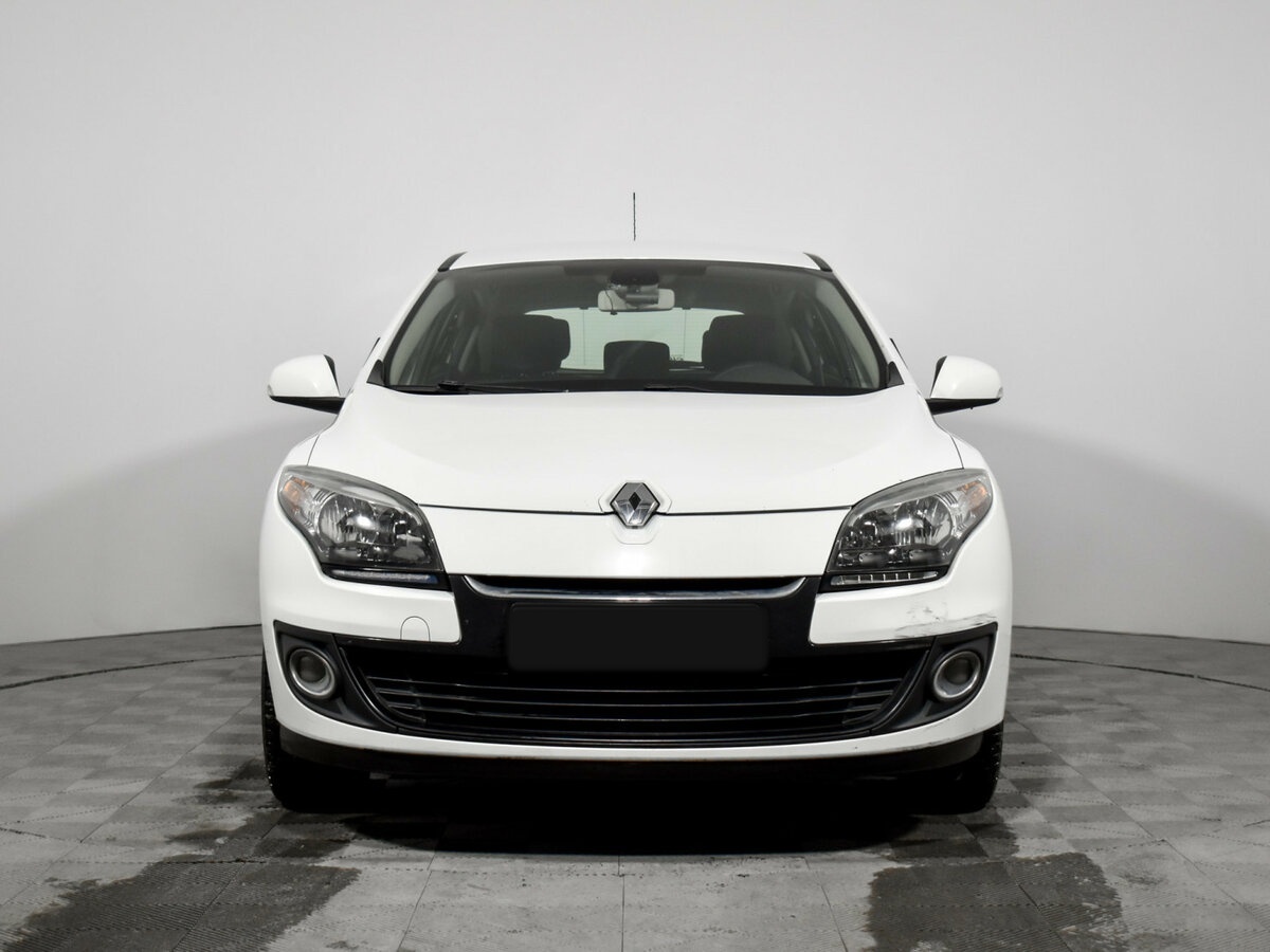 Renault Megane с пробегом — 2013 год. Фото: #1