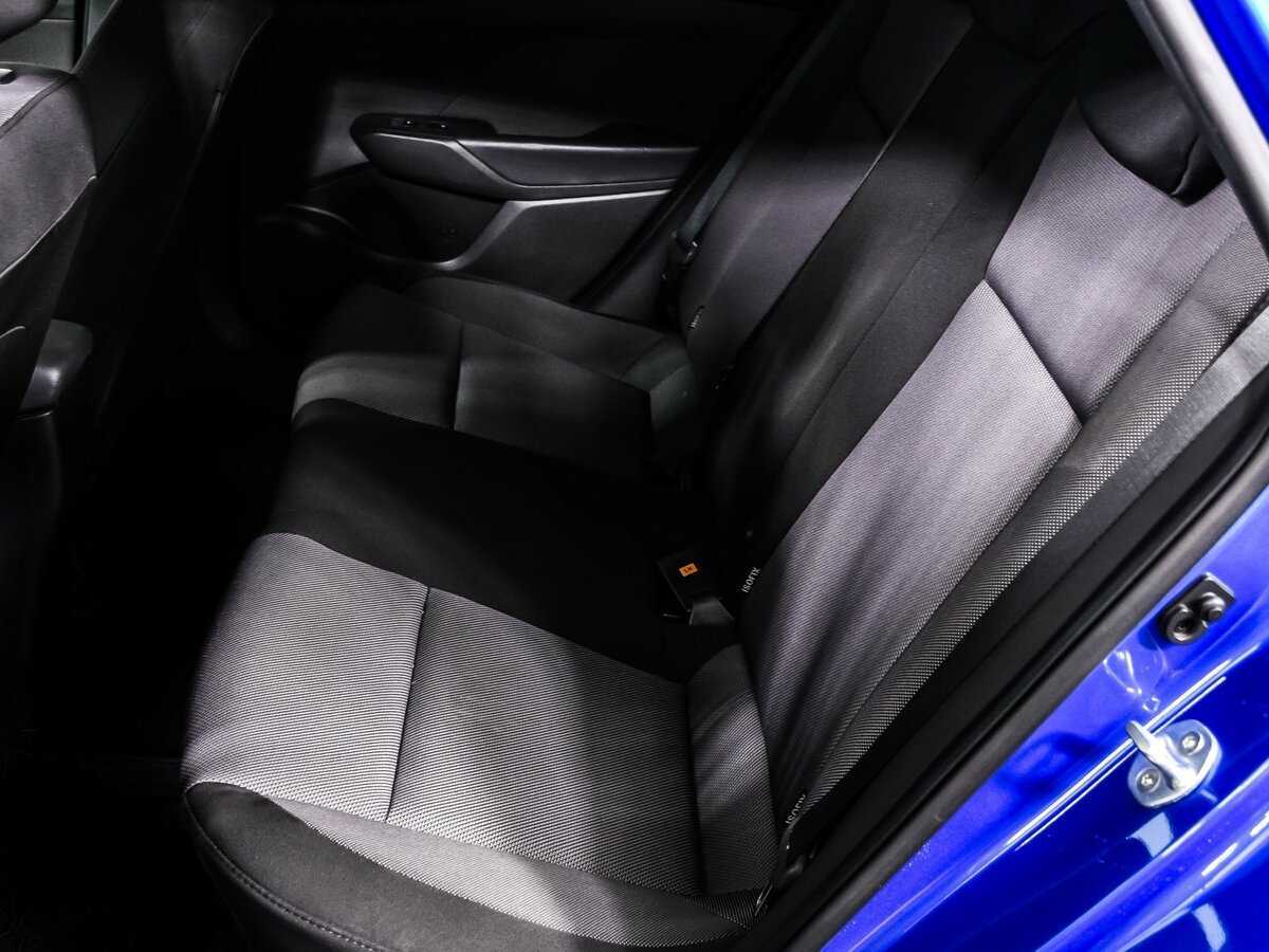 Hyundai Solaris с пробегом — 2018 год. Фото: #12