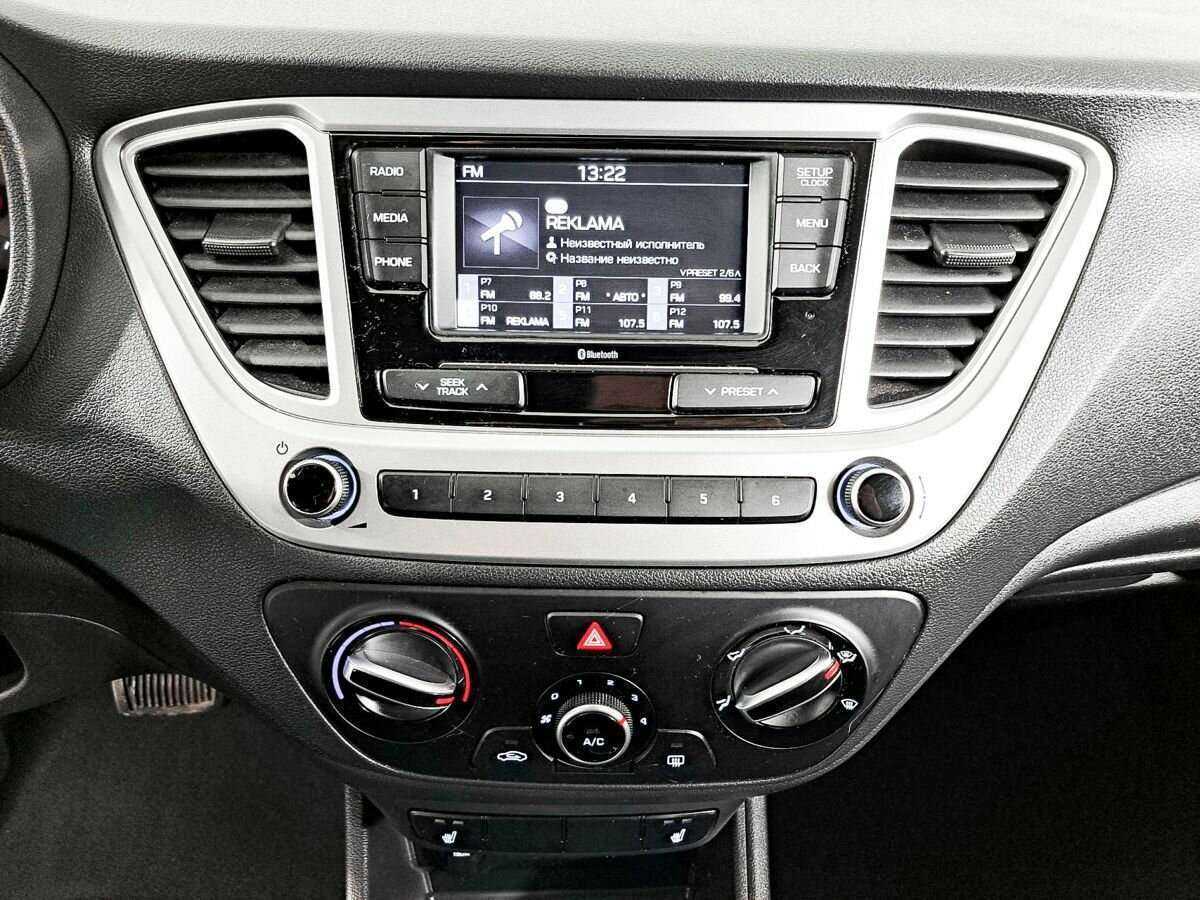 Hyundai Solaris с пробегом — 2021 год. Фото: #12