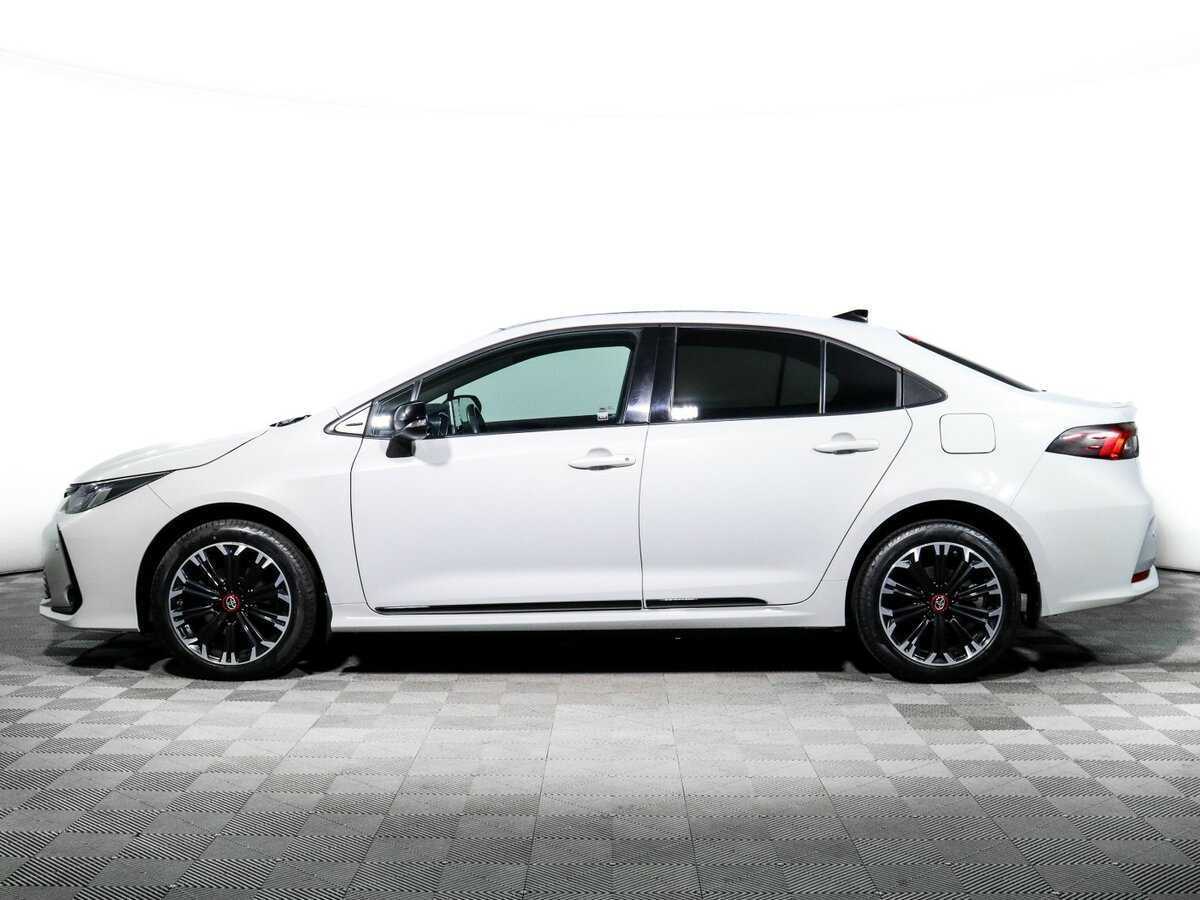 Toyota Corolla с пробегом — 2021 год. Фото: #4