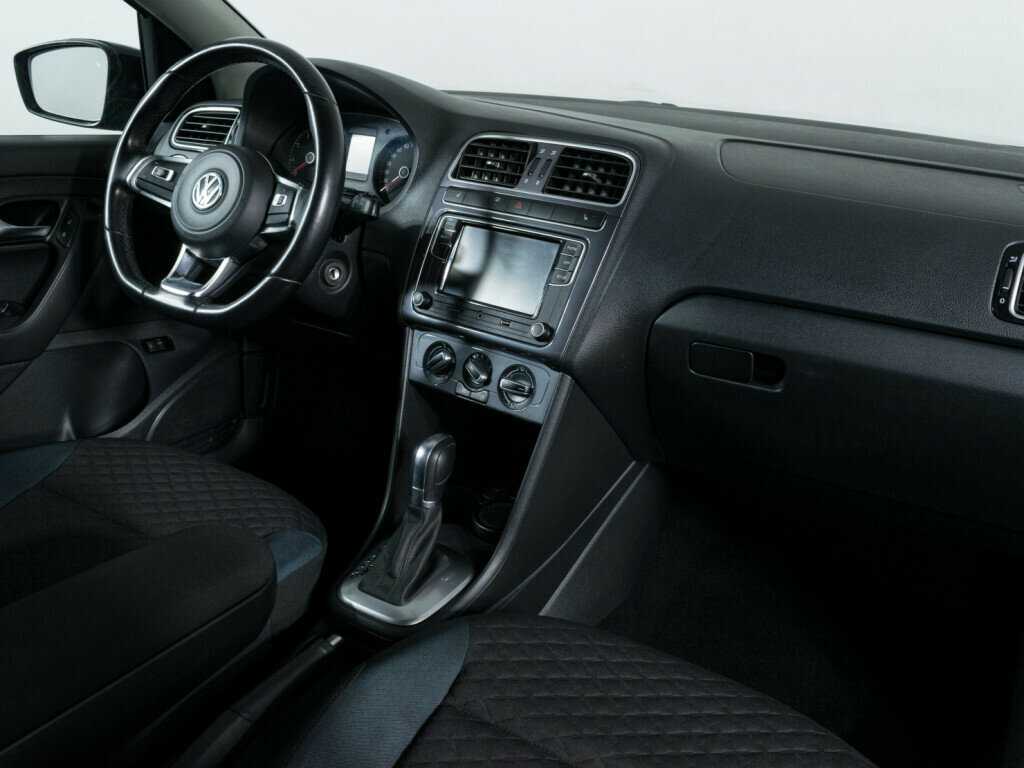 Volkswagen Polo с пробегом — 2019 год. Фото: #7