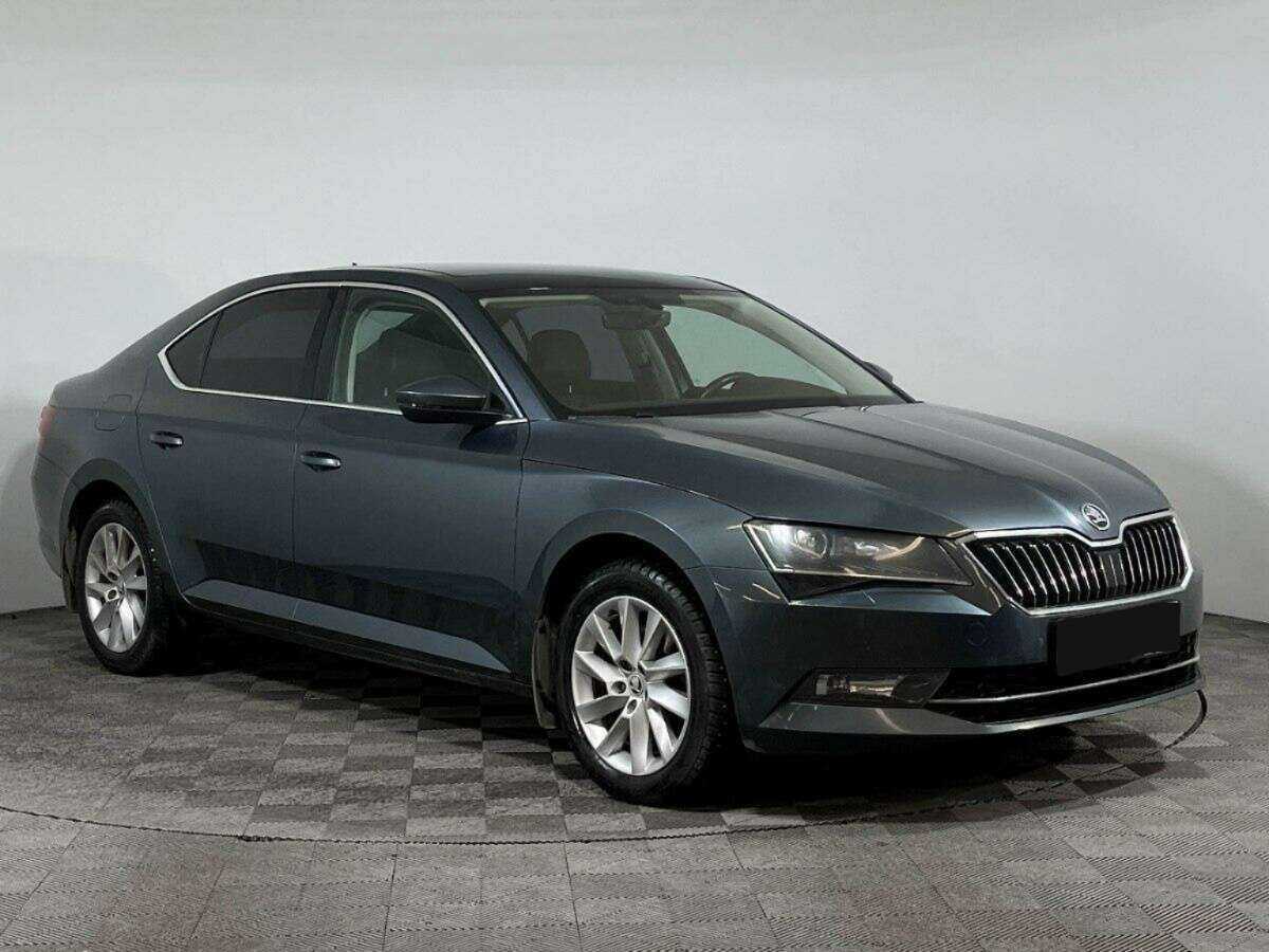 Skoda Superb с пробегом — 2017 год. Фото: #2