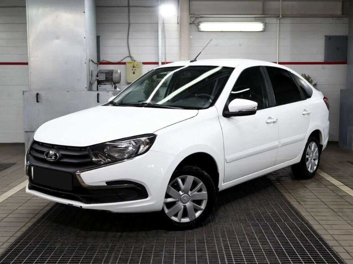 Lada (ВАЗ) Granta с пробегом — 2020 год. Фото: #0