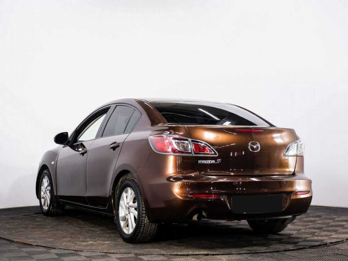 Mazda 3 с пробегом — 2012 год. Фото: #3