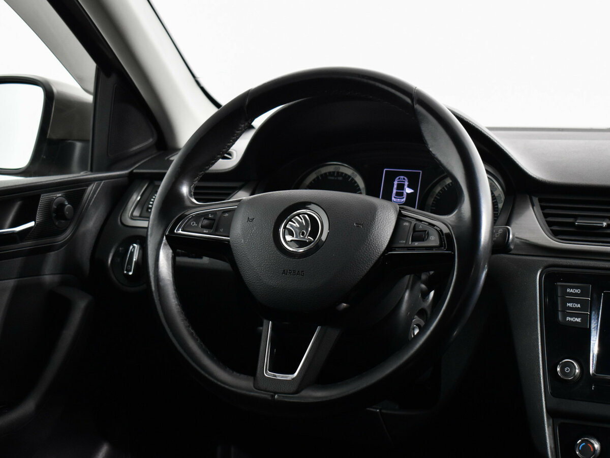Skoda Rapid с пробегом — 2019 год. Фото: #13