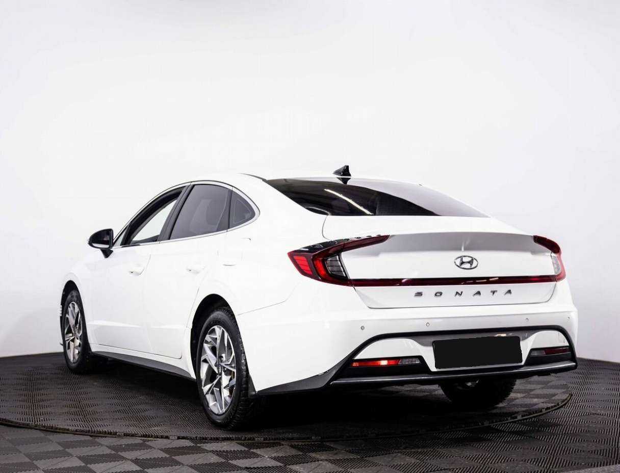 Hyundai Sonata с пробегом — 2020 год. Фото: #3