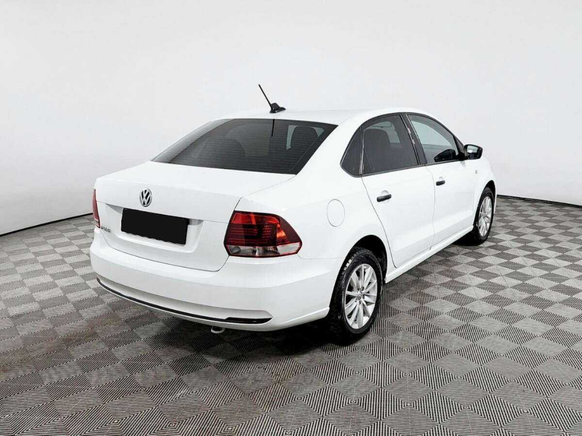 Volkswagen Polo с пробегом — 2019 год. Фото: #4