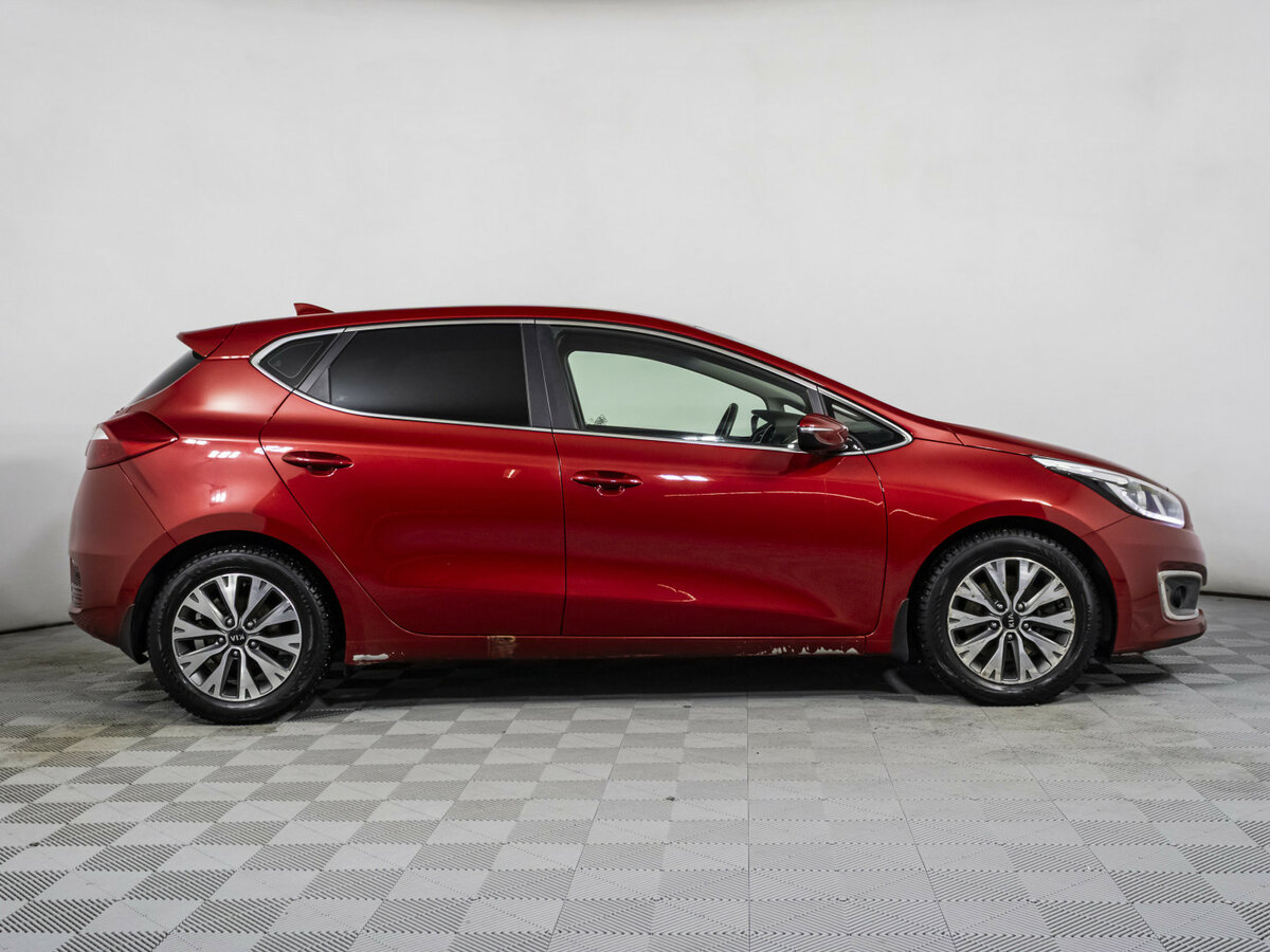 Kia Ceed с пробегом — 2017 год. Фото: #3