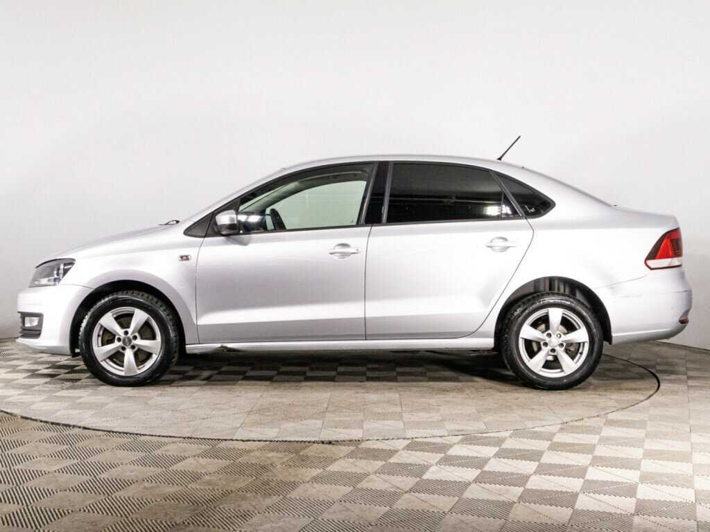Volkswagen Polo с пробегом — 2016 год. Фото: #7