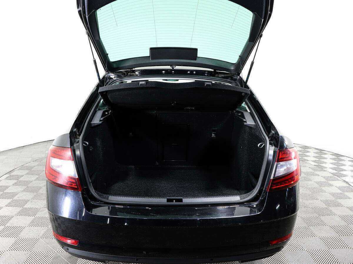 Skoda Octavia с пробегом — 2019 год. Фото: #17