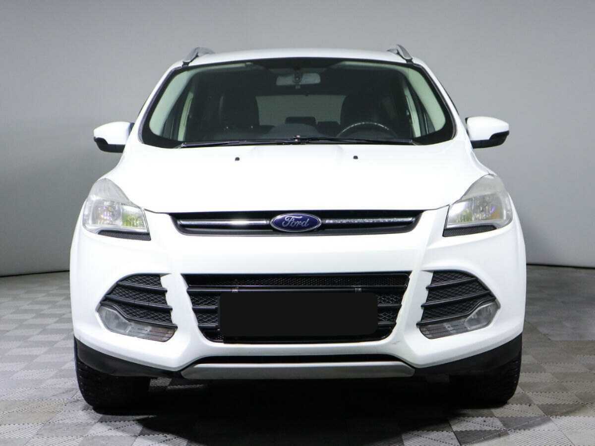 Ford Kuga с пробегом — 2014 год. Фото: #1