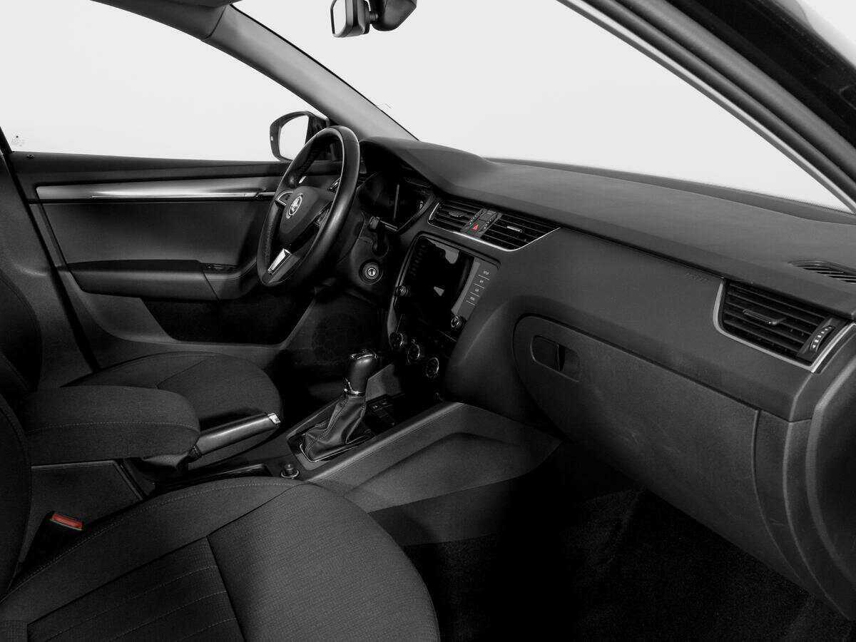Skoda Octavia с пробегом — 2018 год. Фото: #8