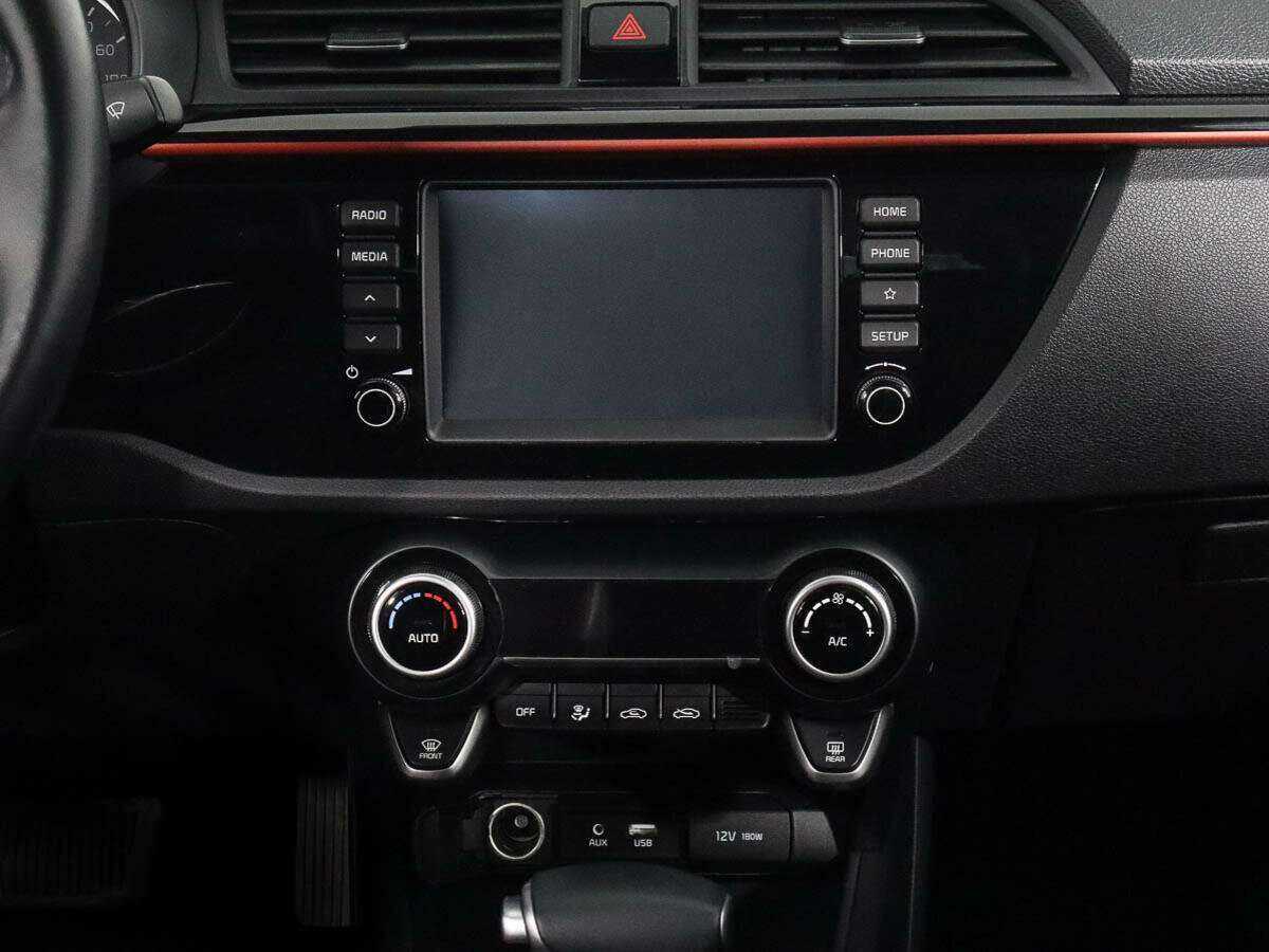 Kia Rio с пробегом — 2020 год. Фото: #10