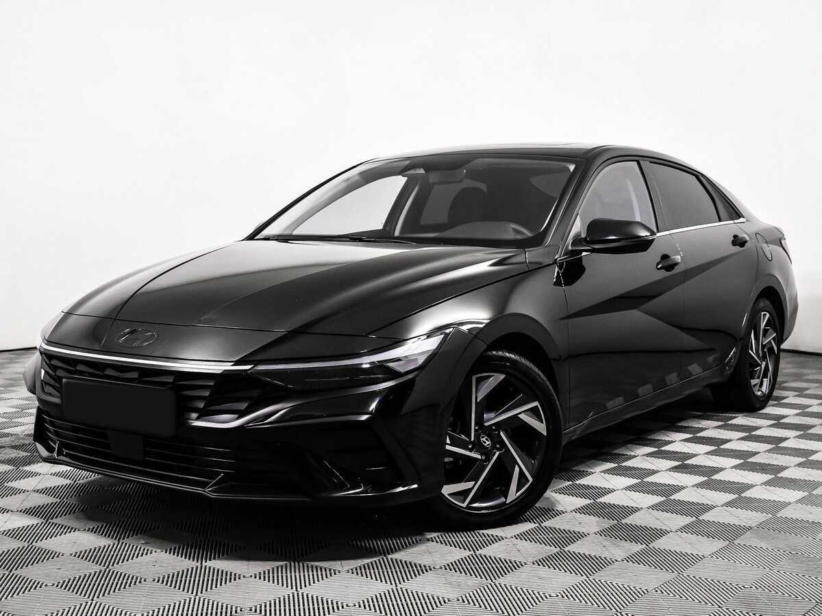 Hyundai Elantra с пробегом — 2024 год. Фото: #0