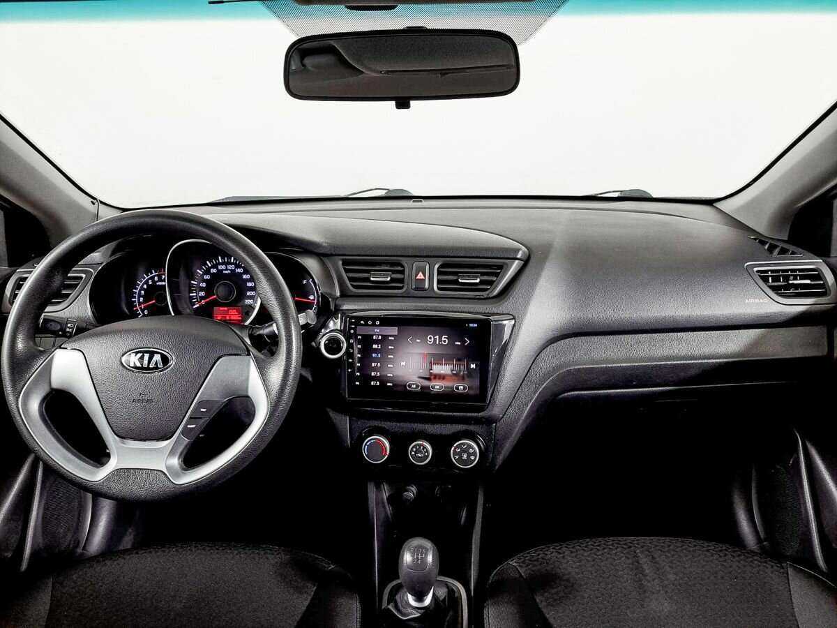 Kia Rio с пробегом — 2016 год. Фото: #11