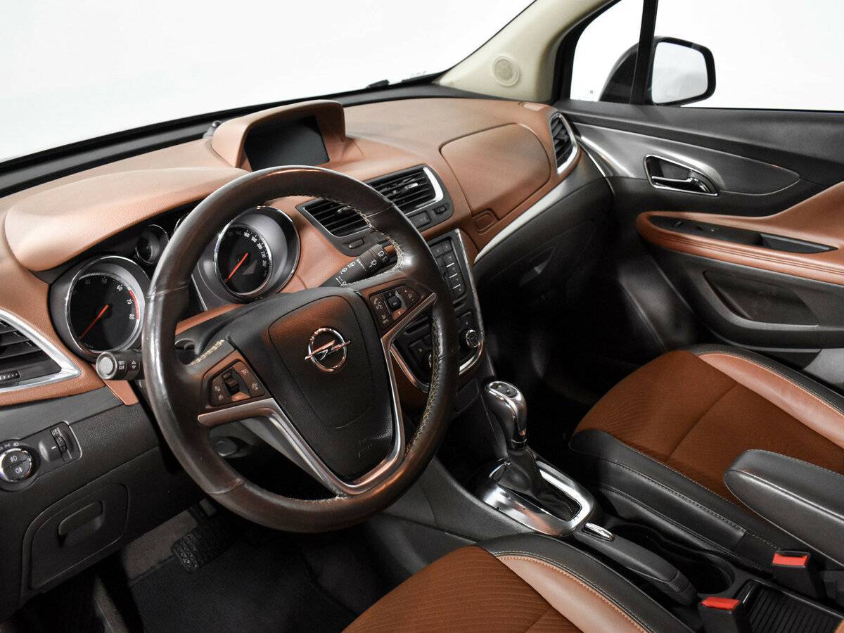 Opel Mokka с пробегом — 2013 год. Фото: #8