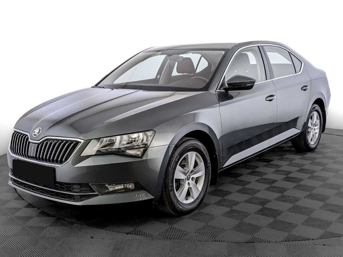 Skoda Superb с пробегом — 2019 год. Фото: #0