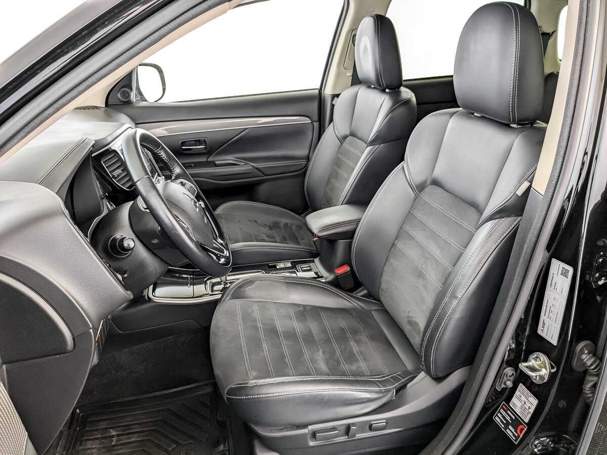 Mitsubishi Outlander с пробегом — 2021 год. Фото: #19