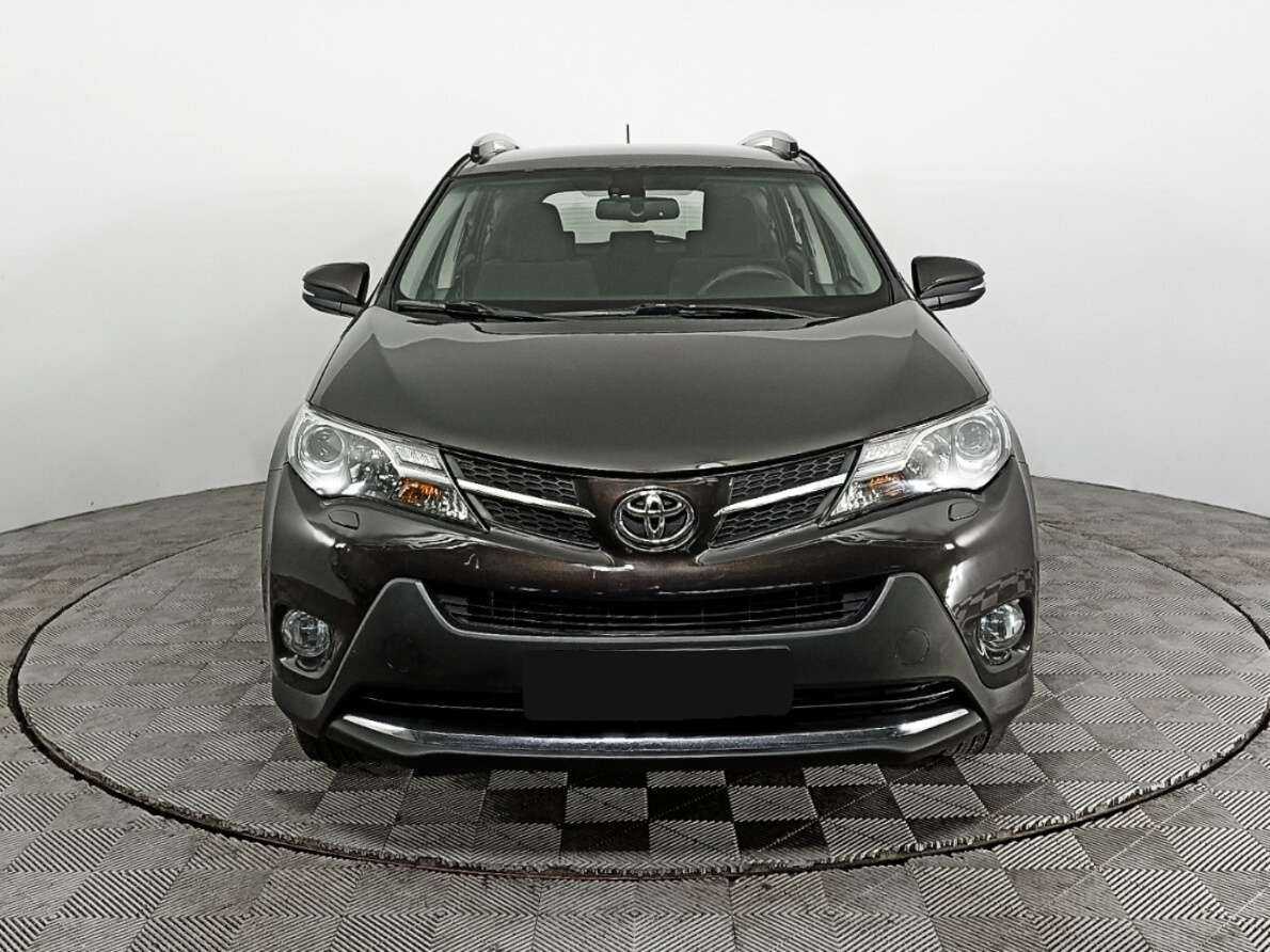 Toyota RAV4 с пробегом — 2014 год. Фото: #1