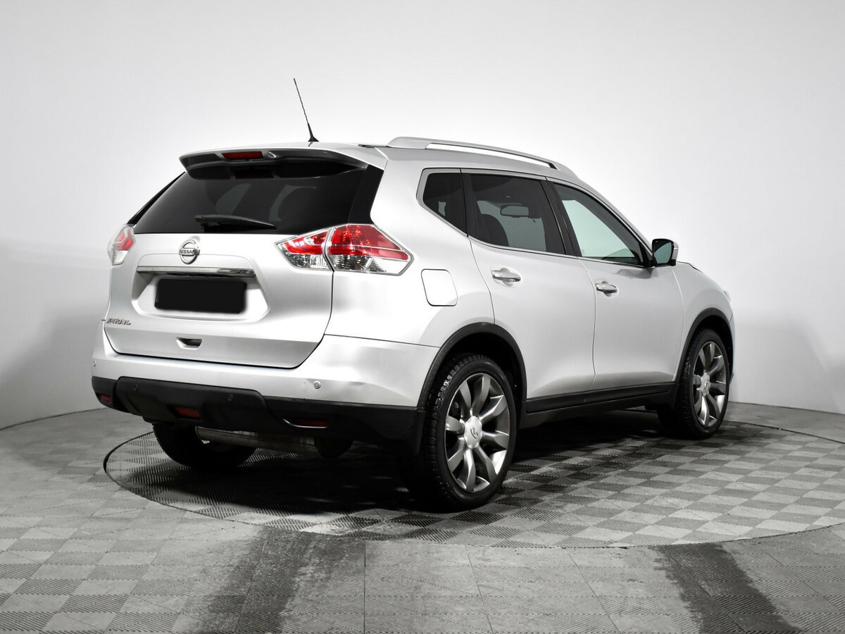 Nissan X-Trail с пробегом — 2015 год. Фото: #4