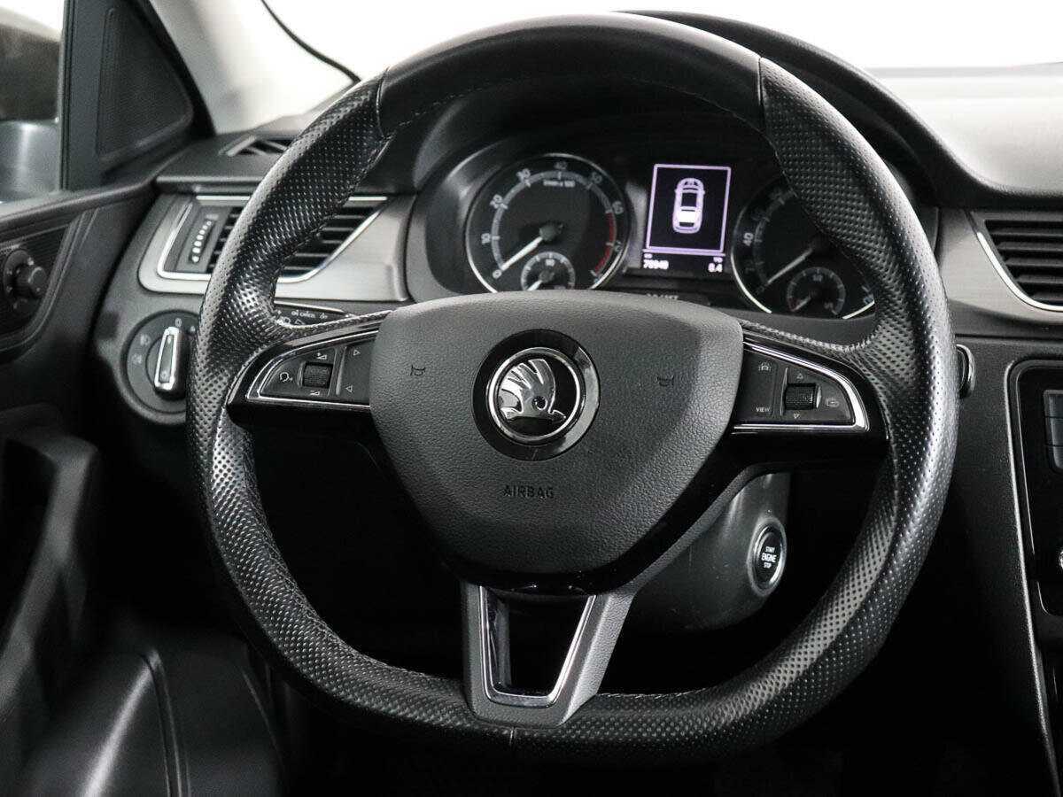Skoda Rapid с пробегом — 2019 год. Фото: #12