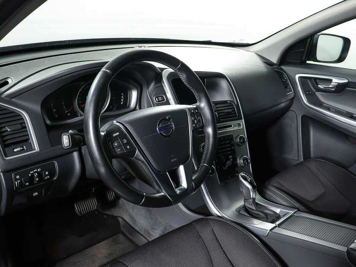 Volvo XC60 с пробегом — 2017 год. Фото: #14