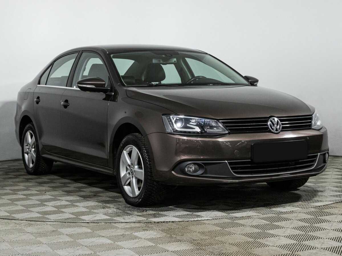 Volkswagen Jetta с пробегом — 2014 год. Фото: #2