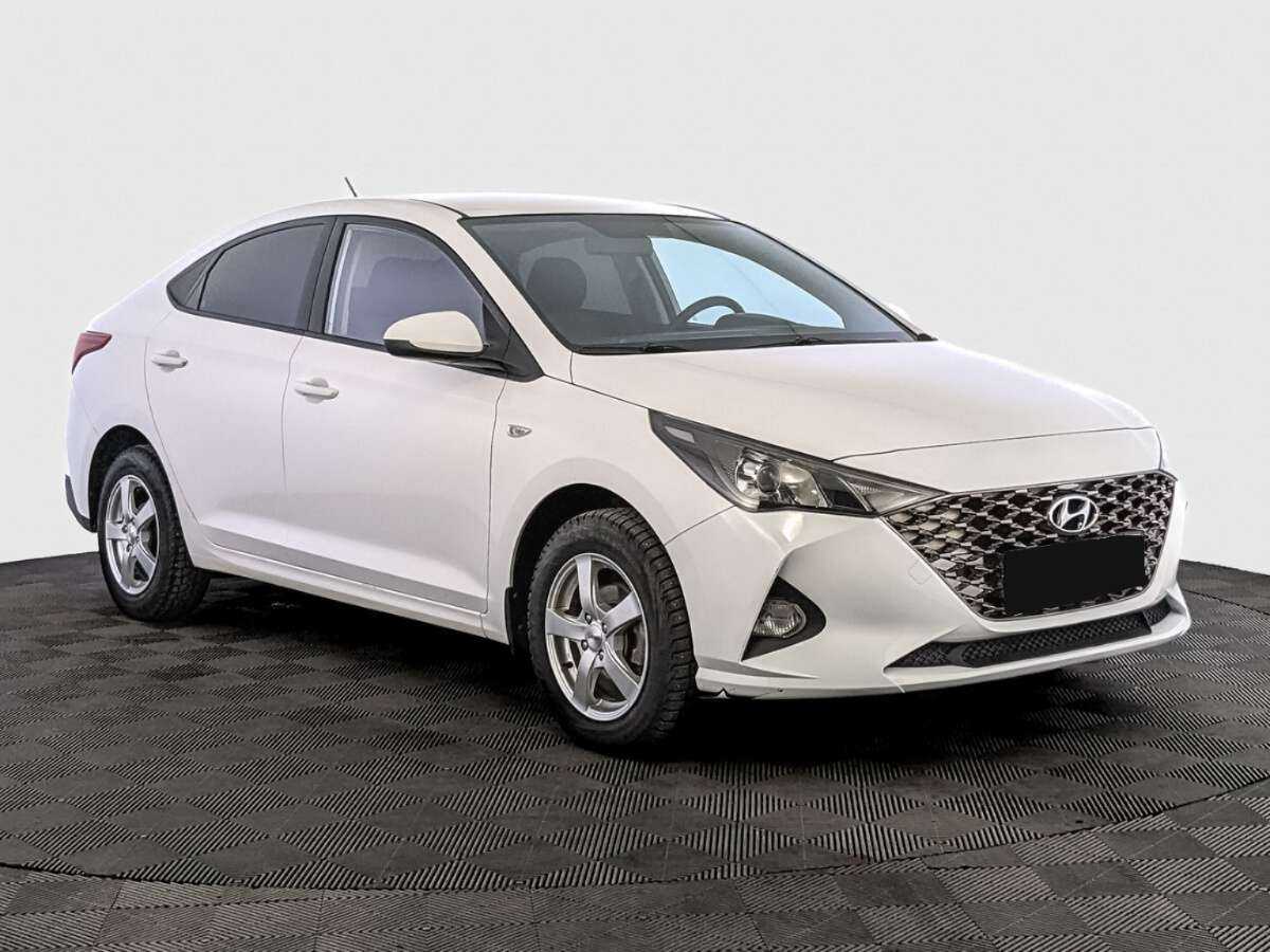 Hyundai Solaris с пробегом — 2021 год. Фото: #2