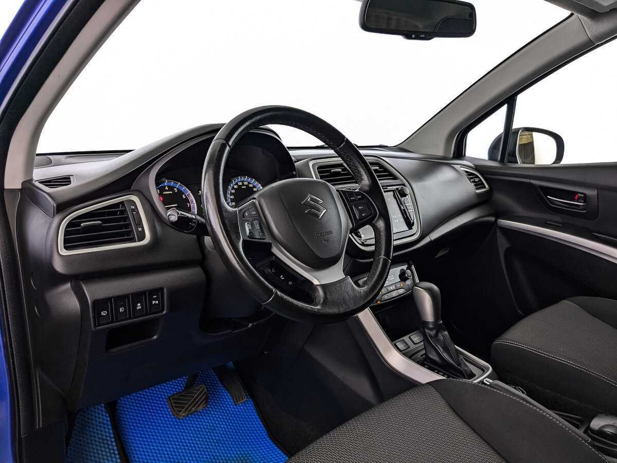 Suzuki SX4 с пробегом — 2014 год. Фото: #10