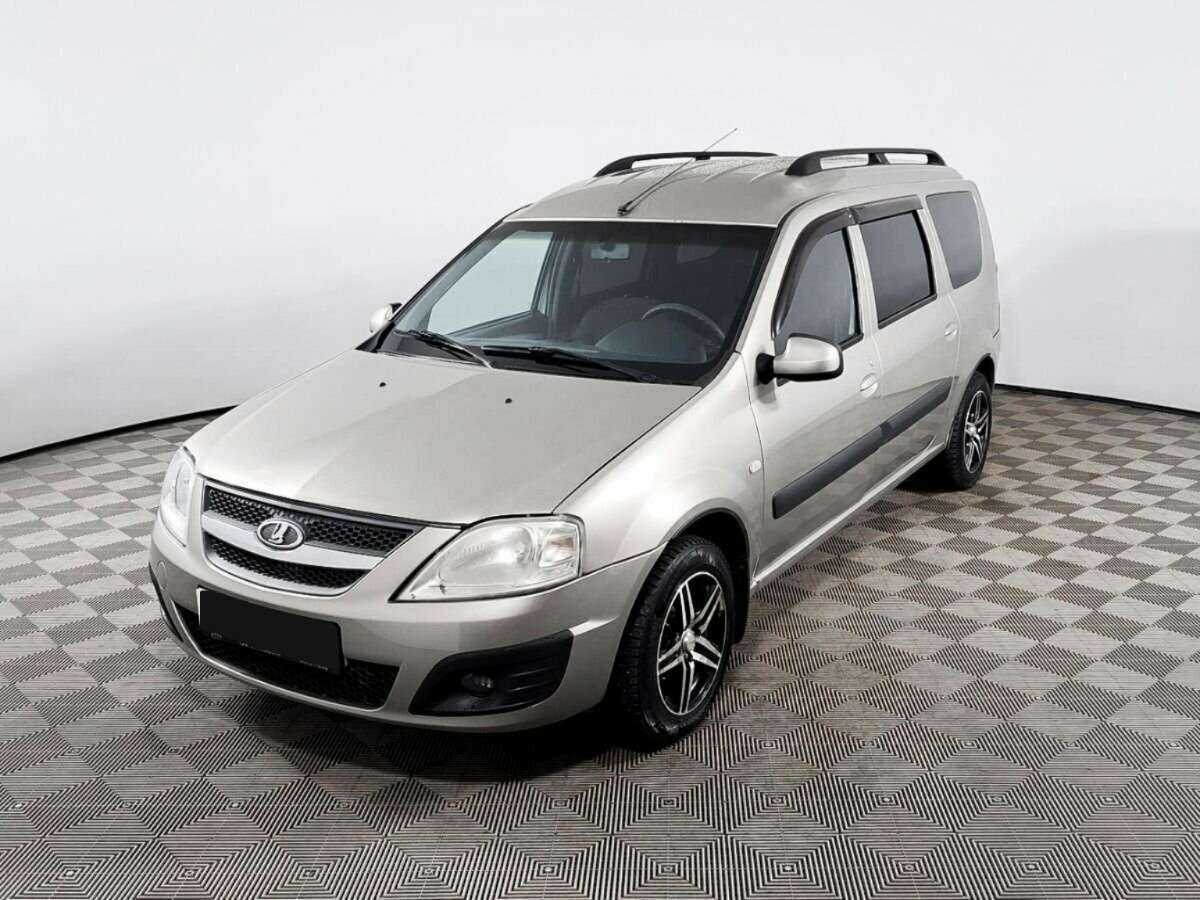 Lada (ВАЗ) Largus с пробегом — 2013 год. Посмотреть фото