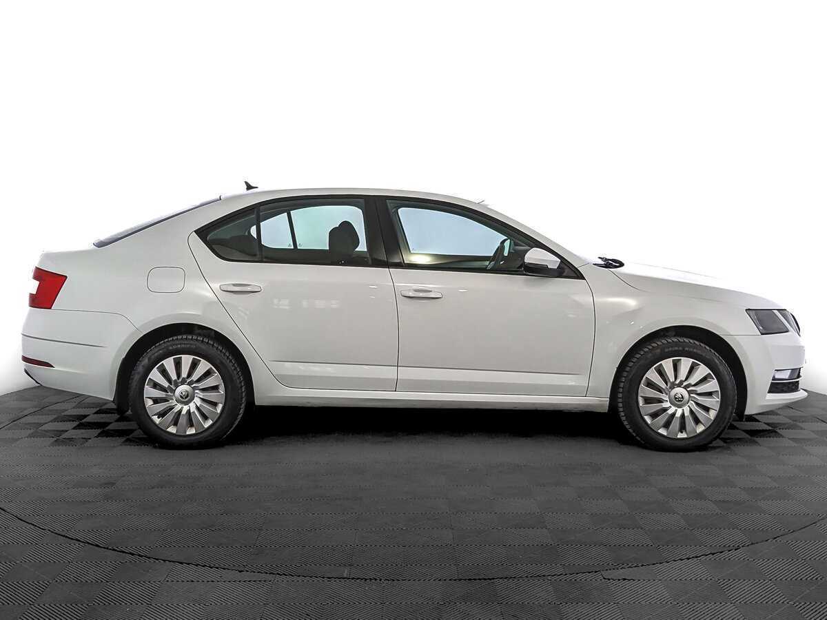 Skoda Octavia с пробегом — 2017 год. Фото: #3
