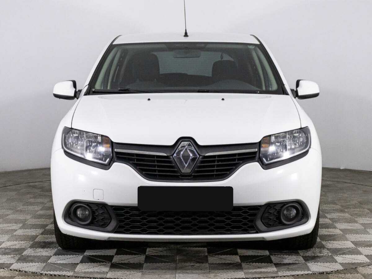 Renault Sandero с пробегом — 2018 год. Фото: #1