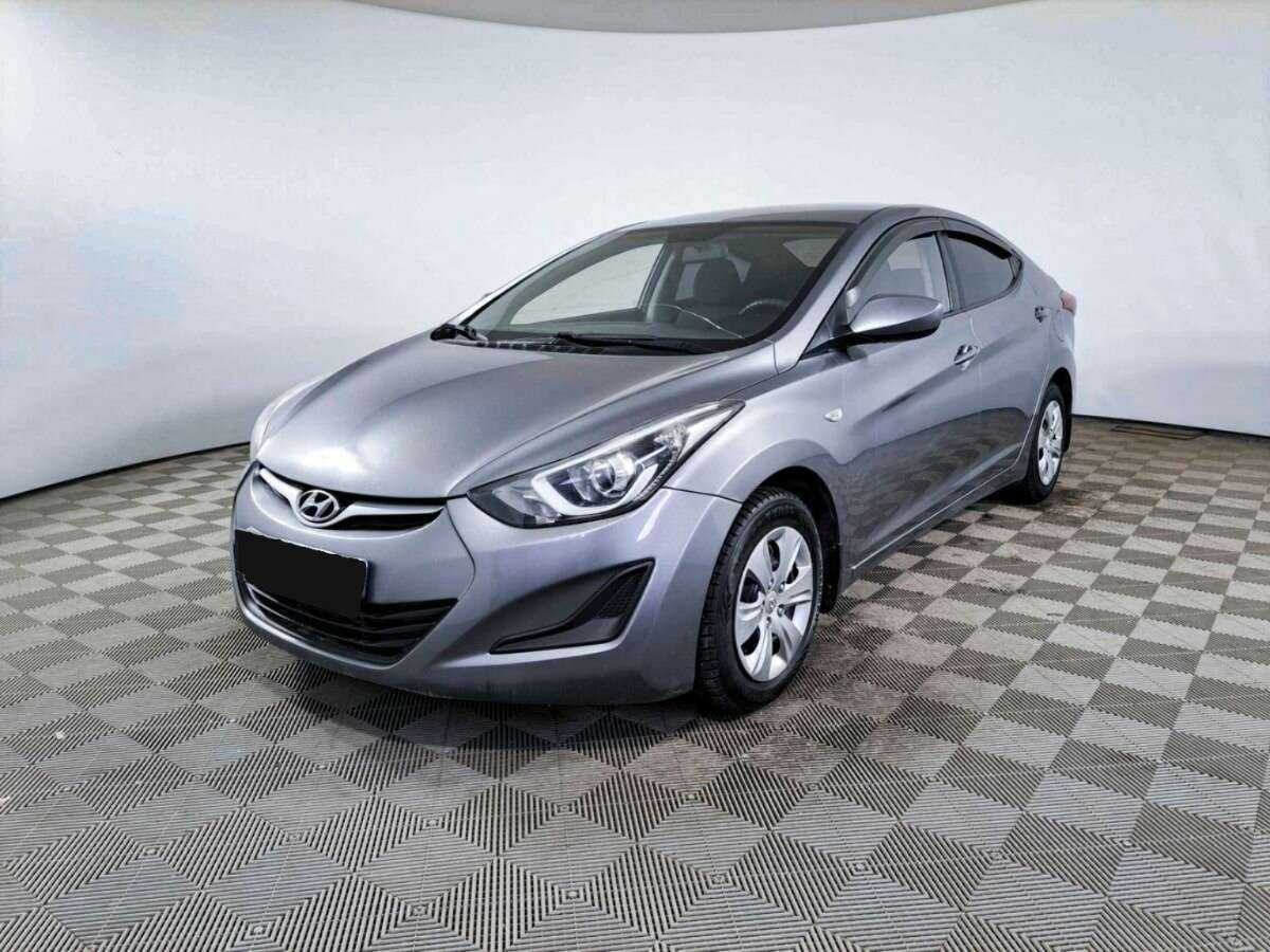 Hyundai Elantra с пробегом — 2015 год. Посмотреть фото