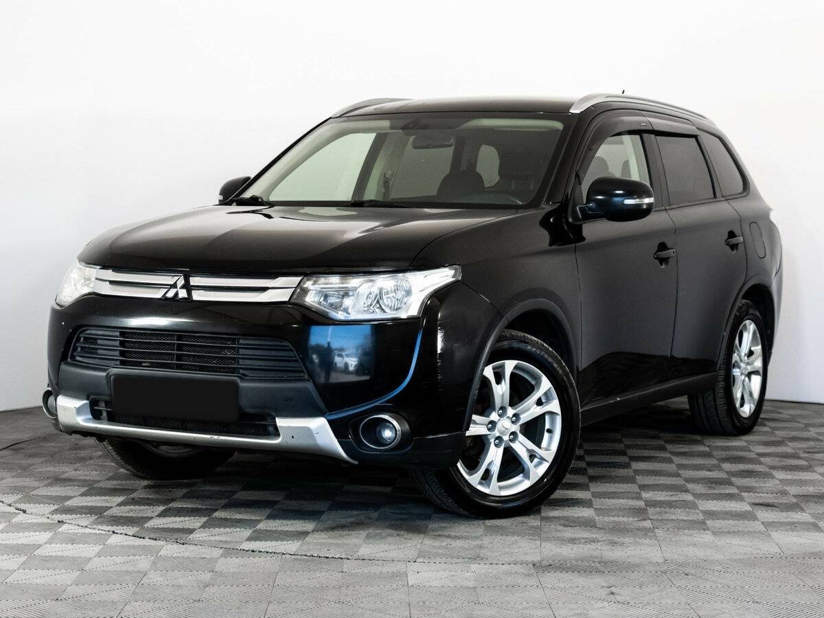 Mitsubishi Outlander с пробегом — 2014 год. Фото: #0