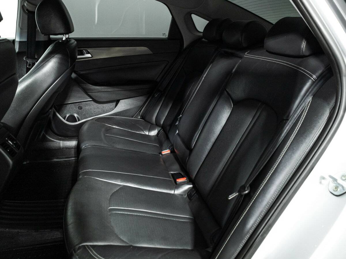 Hyundai Sonata с пробегом — 2018 год. Фото: #9