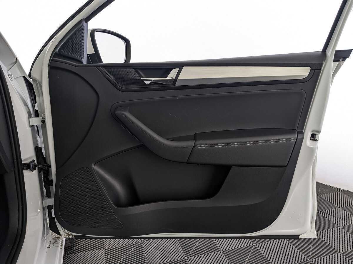 Skoda Rapid с пробегом — 2019 год. Фото: #20