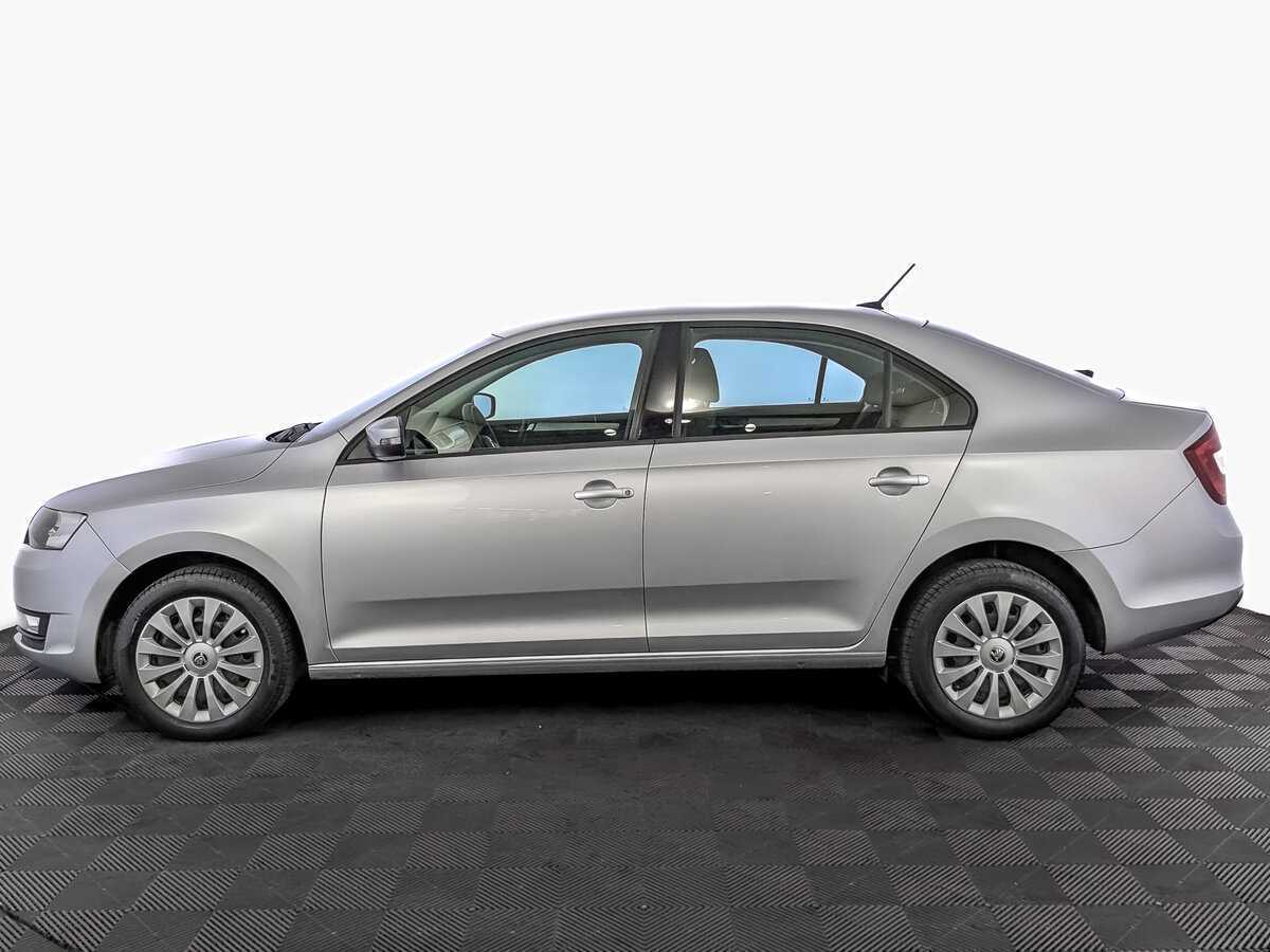 Skoda Rapid с пробегом — 2018 год. Фото: #7