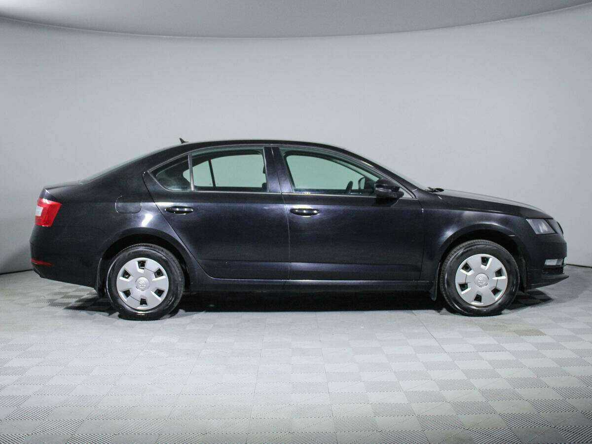 Skoda Octavia с пробегом — 2018 год. Фото: #3