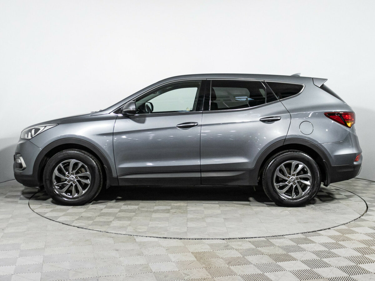 Hyundai Santa Fe с пробегом — 2017 год. Фото: #5