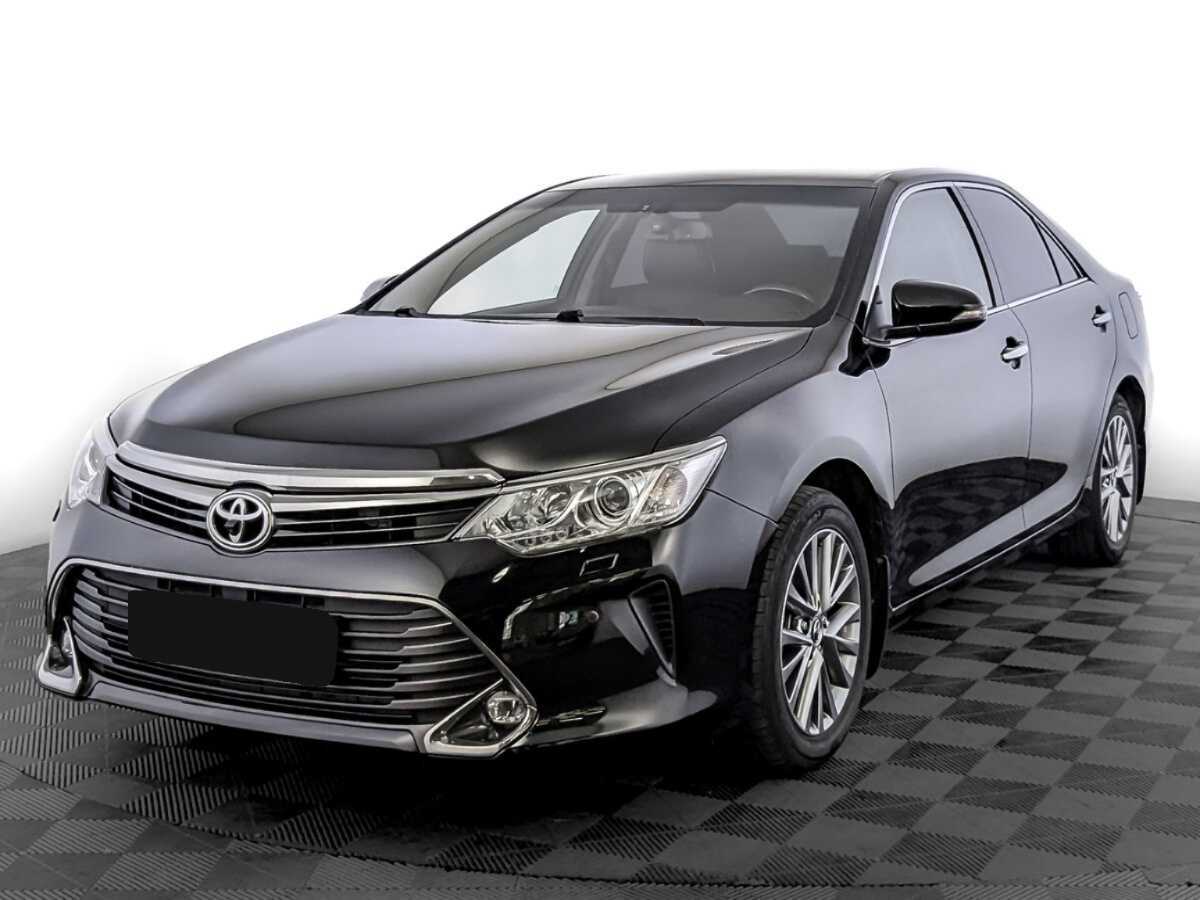 Toyota Camry с пробегом — 2016 год. Фото: #0