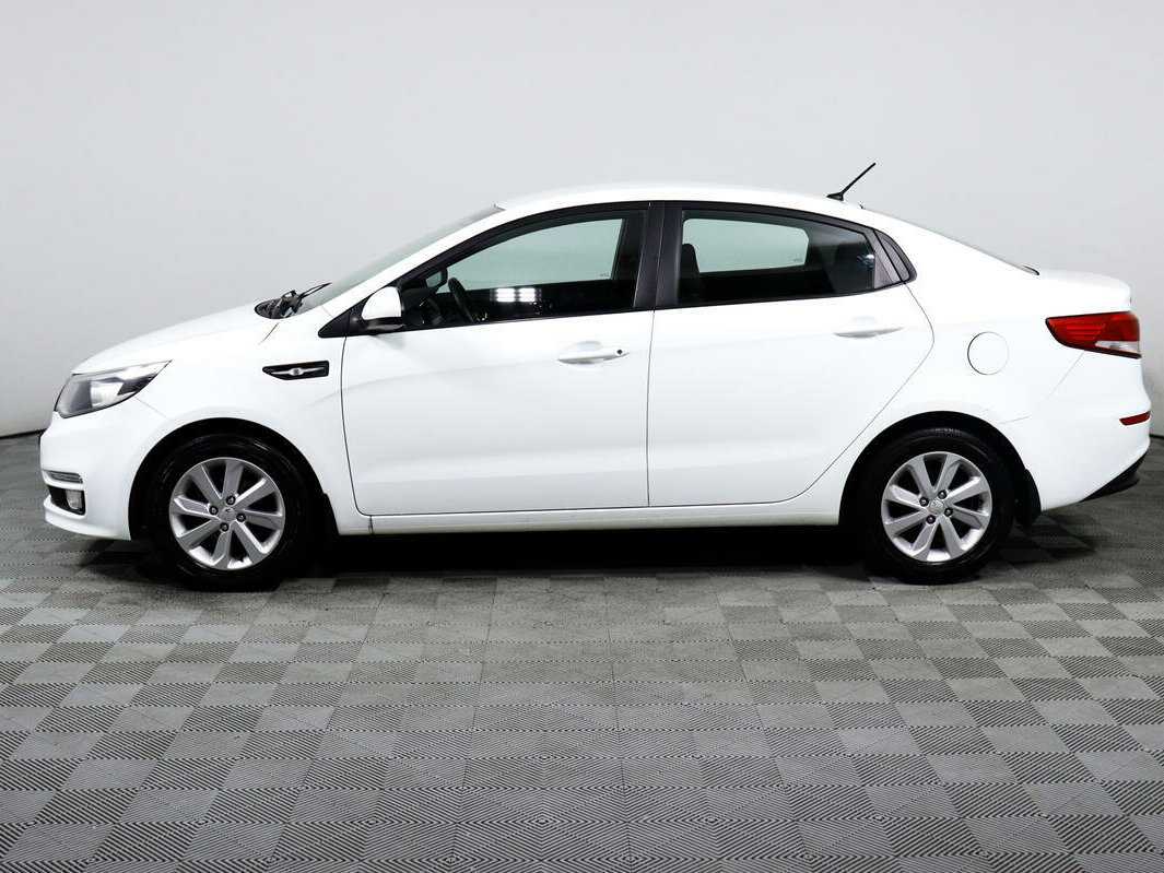 Kia Rio с пробегом — 2016 год. Фото: #7