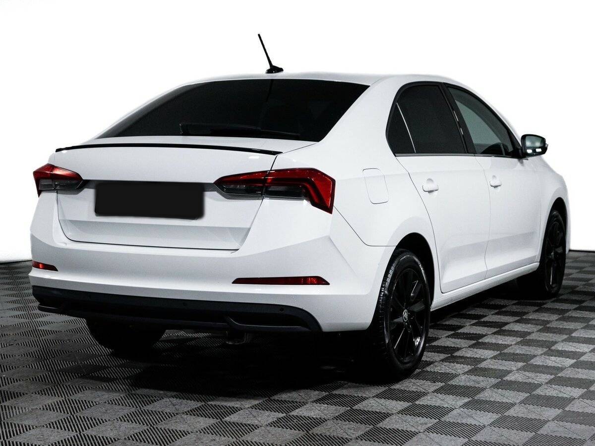 Skoda Rapid с пробегом — 2022 год. Фото: #4